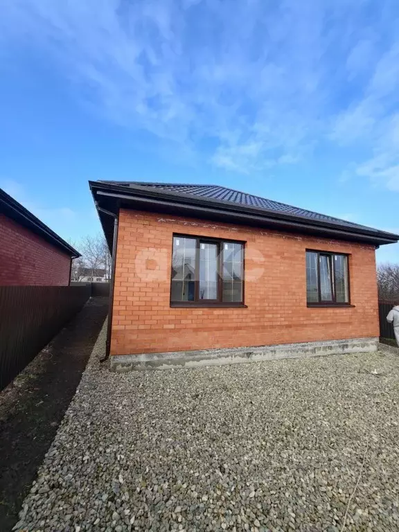 Дом в Краснодарский край, Кореновский район, Платнировское с/пос, ... - Фото 1