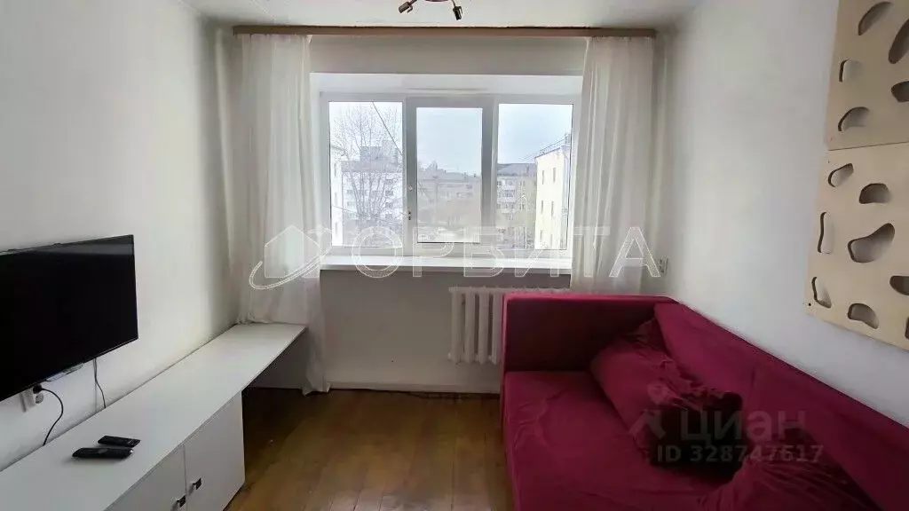 2-к кв. Тюменская область, Тюмень Тульская ул., 8А (31.5 м) - Фото 2