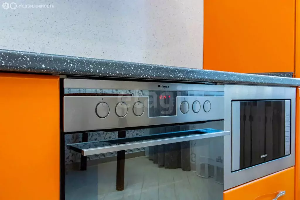 2-комнатная квартира: Тюмень, улица Ленина, 71 (56.7 м) - Фото 2