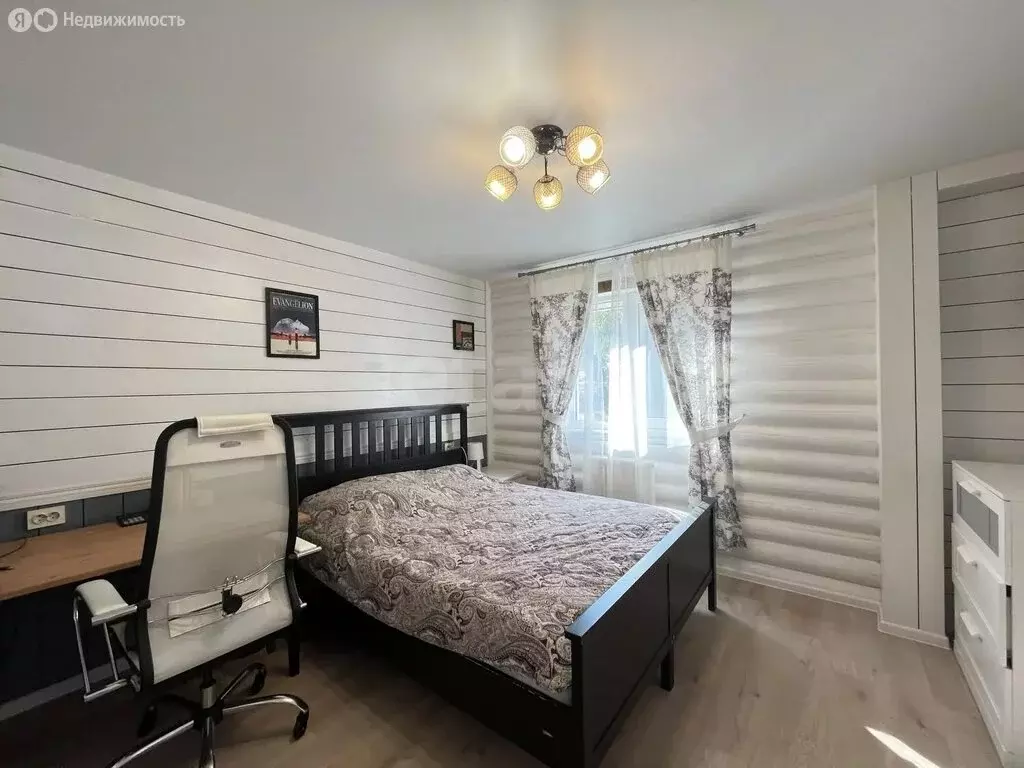 Дом в Изобильное, Речная улица (269 м) - Фото 2