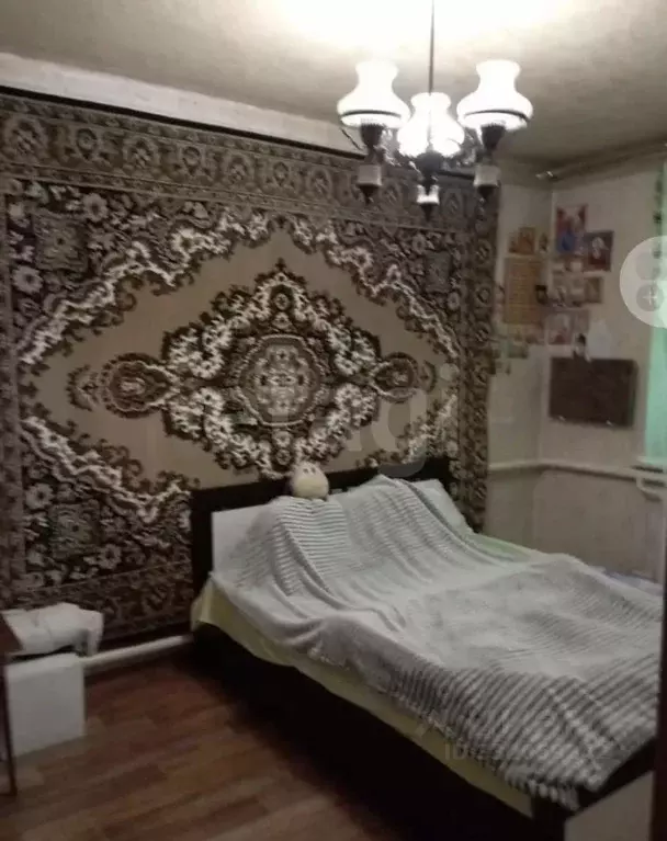 Дом в Белгородская область, Белгород ул. Комарова, 32 (100 м) - Фото 1