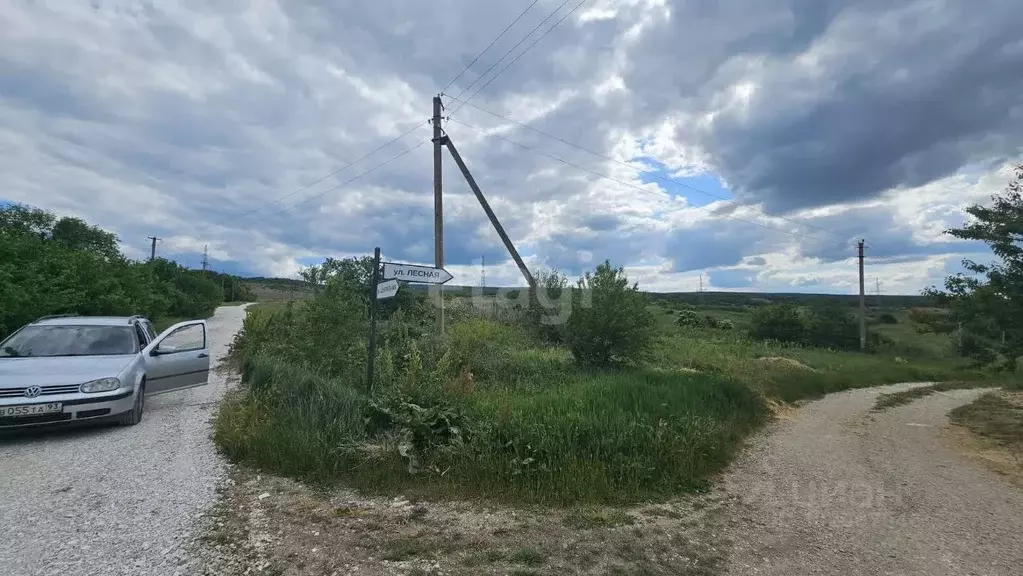 Участок в Крым, Белогорский район, Васильевское с/пос, с. Некрасово  ... - Фото 1