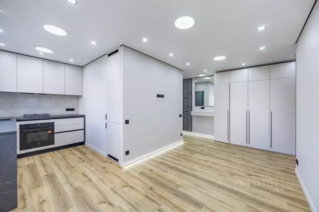 Квартира, 3 комнаты, 60 м - Фото 0