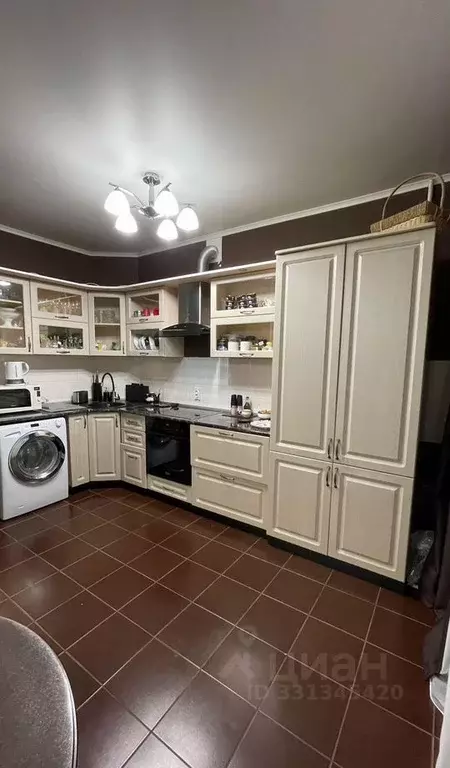 3-к кв. Башкортостан, Ишимбай ул. Гагарина, 10/1 (81.0 м) - Фото 1