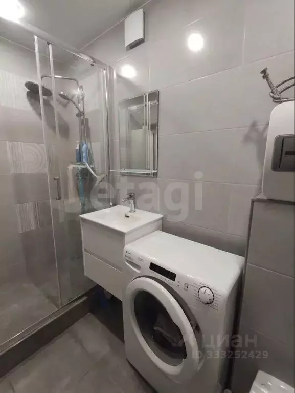 1-к кв. Тюменская область, Тюмень ул. Спорта, 95 (34.6 м) - Фото 1