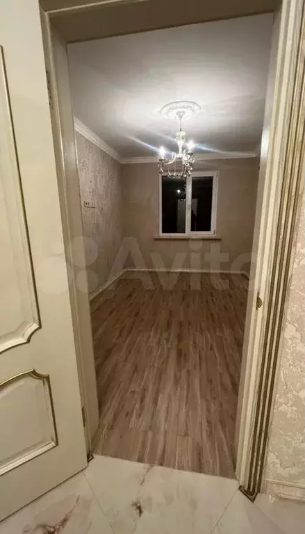 2-к. квартира, 68 м, 1/10 эт. - Фото 0