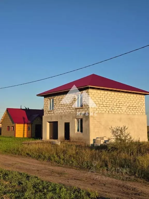 Дом в Алтайский край, Барнаул городской округ, пос. Центральный ул. ... - Фото 1