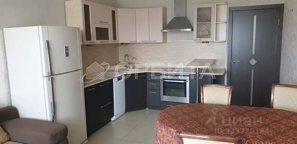 2-к кв. Тюменская область, Тюмень Широтная ул., 167к2 (66.9 м) - Фото 1