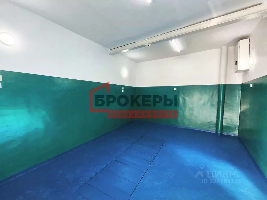 Гараж в Севастополь ул. Колобова, 26 (21 м) - Фото 1