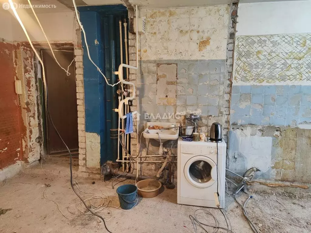 3-комнатная квартира: Волгоград, улица им. Циолковского, 19 (60 м) - Фото 2