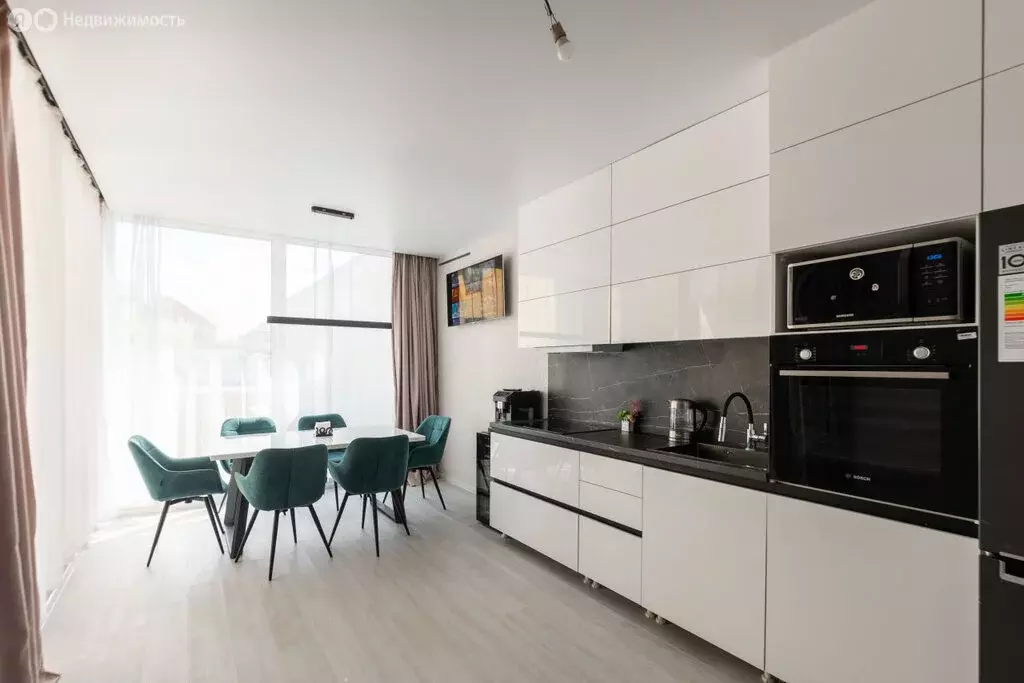 Дом в Верхняя Пышма, улица Металлургов, 22 (353.5 м) - Фото 1