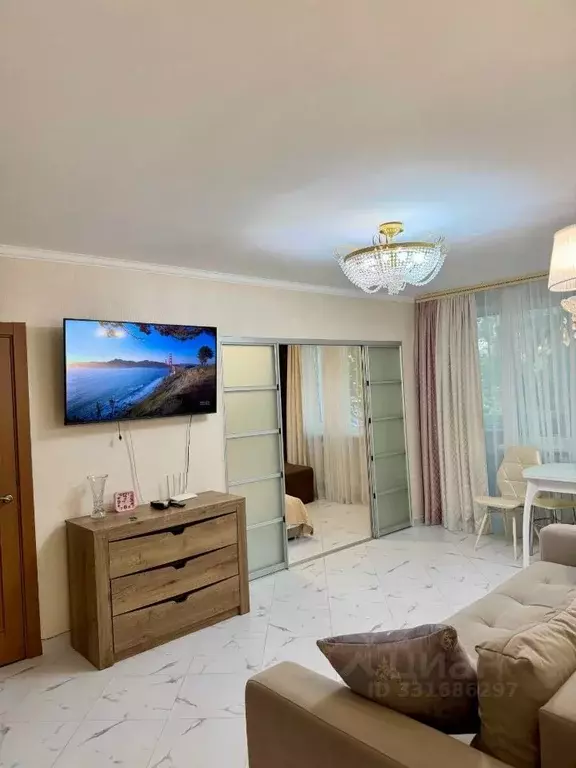 1-к кв. Крым, Симферополь просп. Кирова, 12 (42.0 м) - Фото 2
