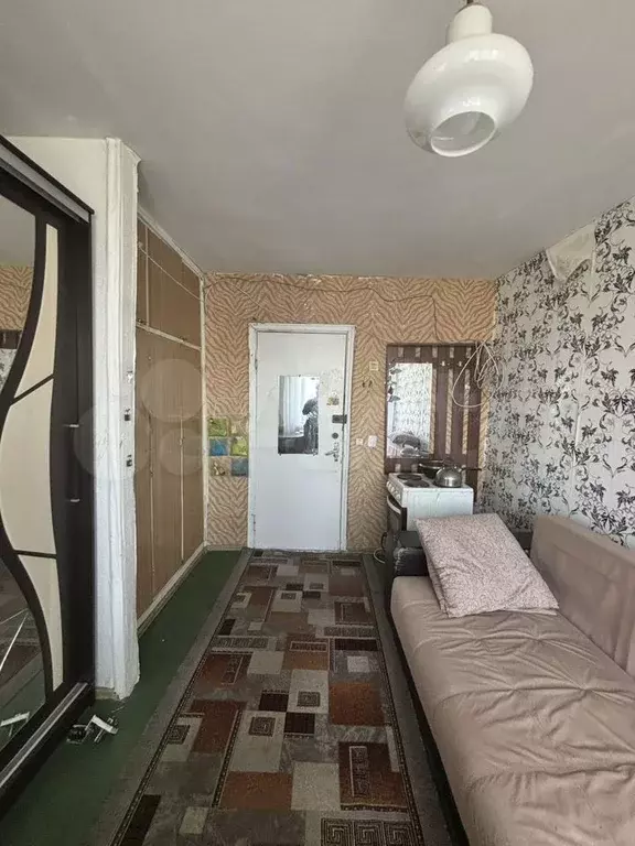 Комната 15 м в 8-к., 6/9 эт. - Фото 0