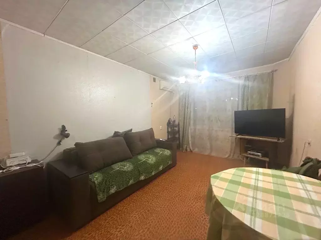 2-к кв. Волгоградская область, Волгоград ул. Менжинского, 23 (50.4 м) - Фото 1