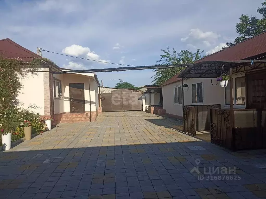 Дом в Ставропольский край, Минераловодский муниципальный округ, с. ... - Фото 0