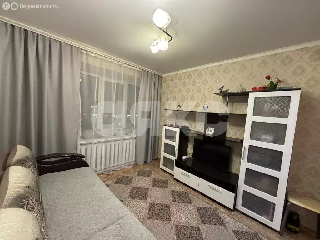 2-комнатная квартира: Нижнекамск, улица 30 лет Победы, 12/19 (35.2 м) - Фото 2