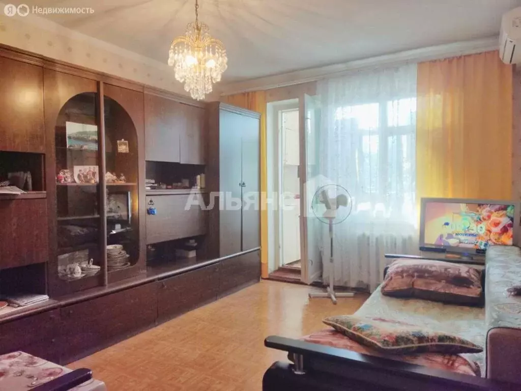 2-комнатная квартира: Волгодонск, улица Максима Горького, 171 (53 м) - Фото 0