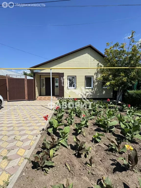 Дом в Соль-Илецк, улица Парижских Коммунаров, 31 (61.2 м) - Фото 0