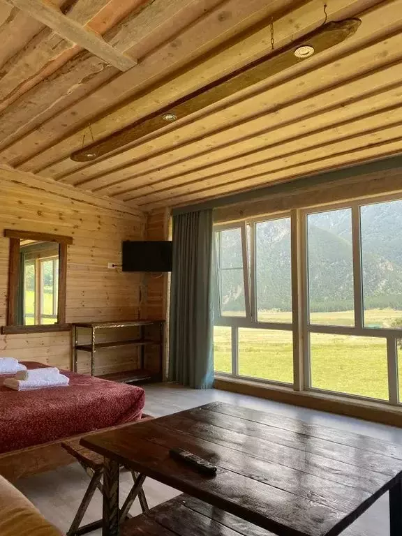 Дом в Карачаево-Черкесия, Теберда Карачаевский городской округ,  (50 ... - Фото 1