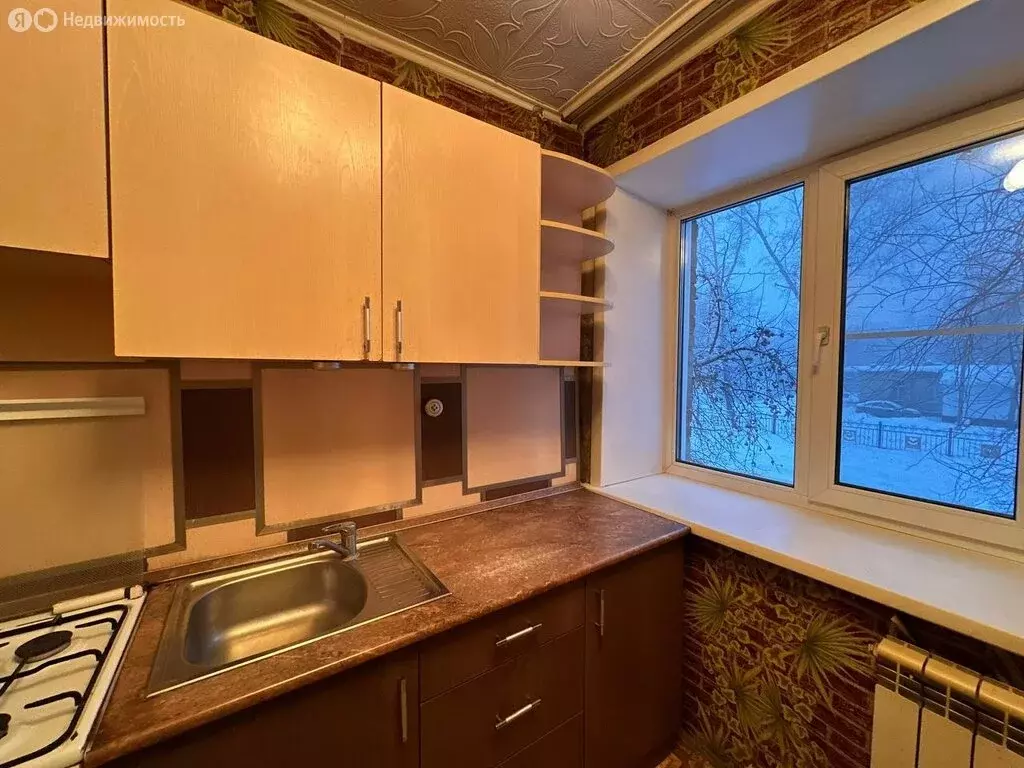 2-комнатная квартира: Бийск, улица 8 Марта, 22 (42 м) - Фото 1