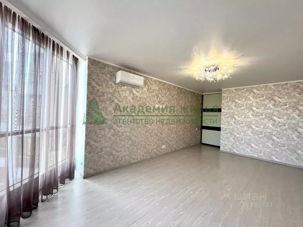 2-к кв. Саратовская область, Энгельс Рабочая ул., 125а (66.3 м) - Фото 1