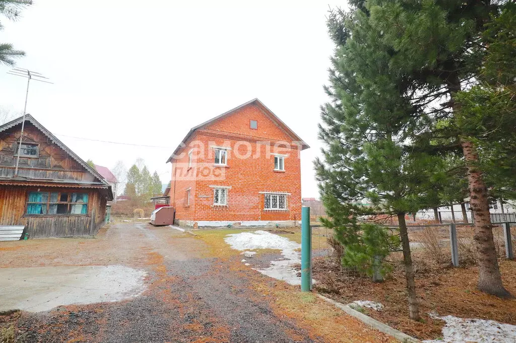 Дом в село Берёзово, Совхозная улица, 42 (175 м) - Фото 1