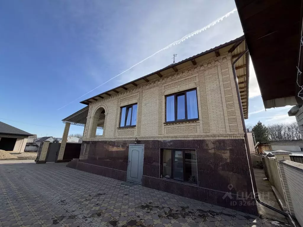 Дом в Ставропольский край, Предгорный муниципальный округ, пос. ... - Фото 1