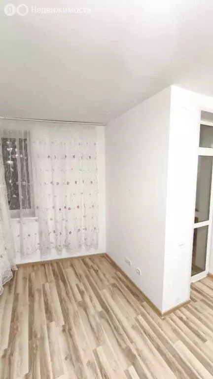 Квартира-студия: Верхняя Пышма, улица Орджоникидзе, 3 (32 м) - Фото 1