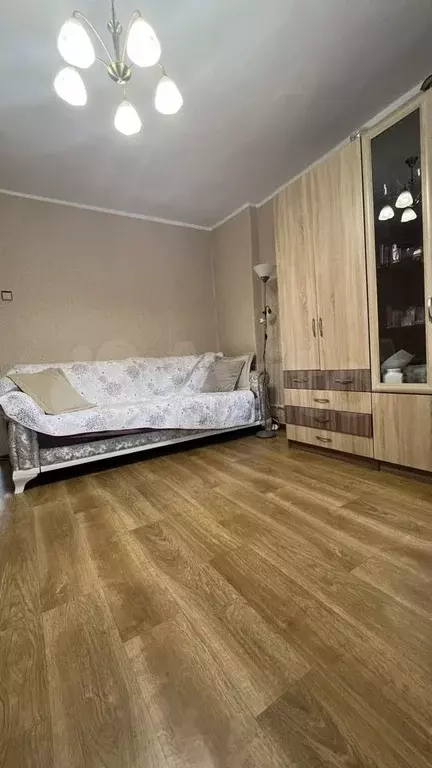 2-к. квартира, 37 м, 1/3 эт. - Фото 1