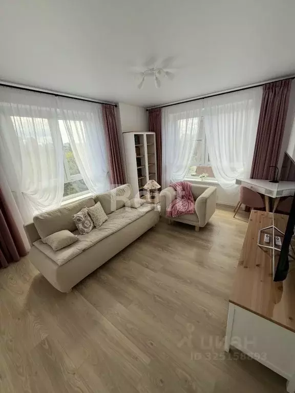 3-к кв. Москва Давыдковская ул., 10 (74.0 м) - Фото 1