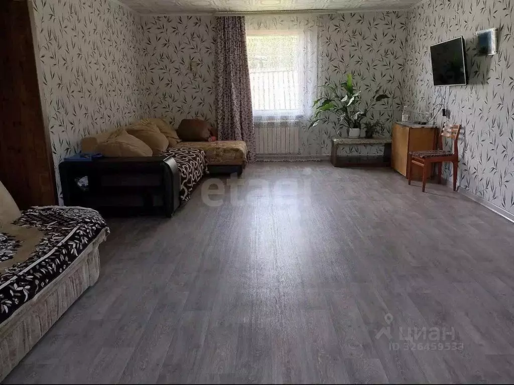 Дом в Башкортостан, Стерлитамакский район, Алатанинский сельсовет, д. ... - Фото 1