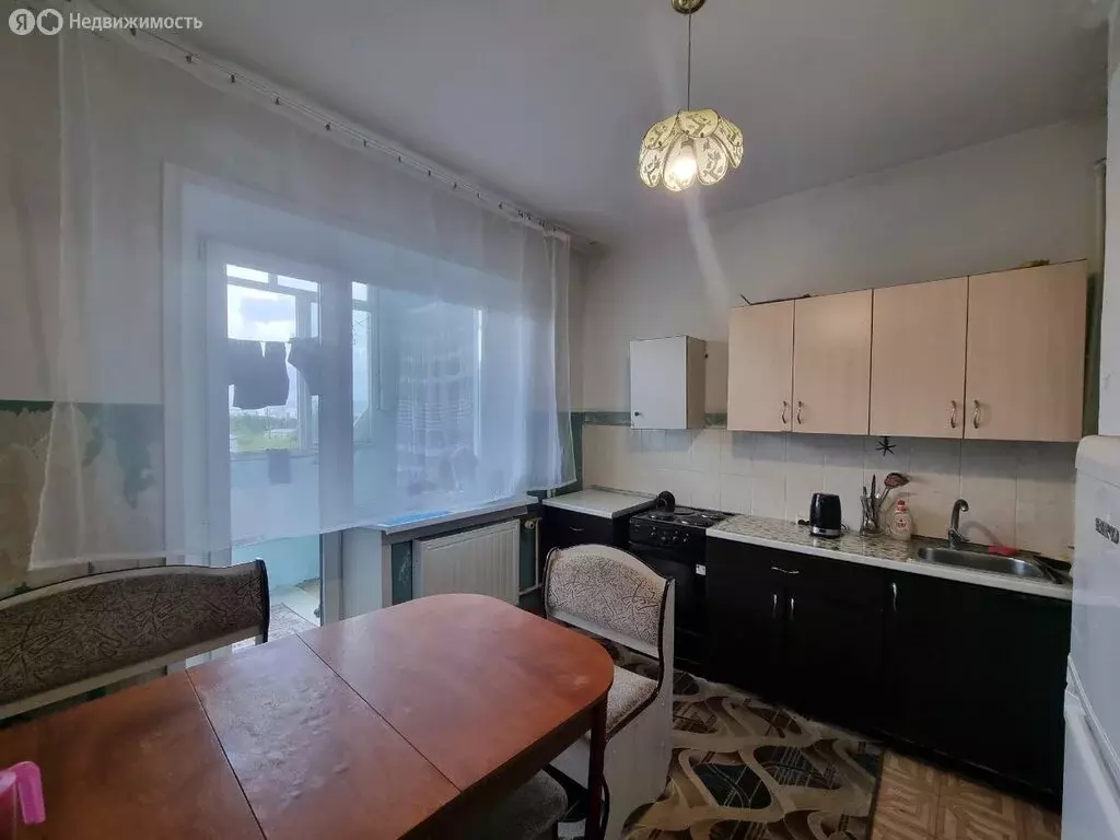 2-комнатная квартира: Нерюнгри, проспект Геологов, 41/2 (58 м) - Фото 1