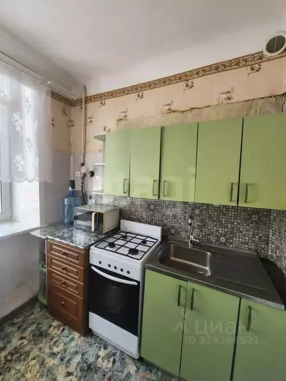 2-к кв. Курганская область, Курган Краснодонская ул., 5 (42.9 м) - Фото 1