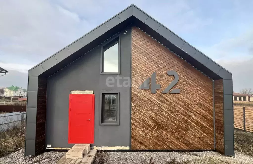 Дом в Курская область, Курск Авангард ДНТ, 42 (100 м) - Фото 0