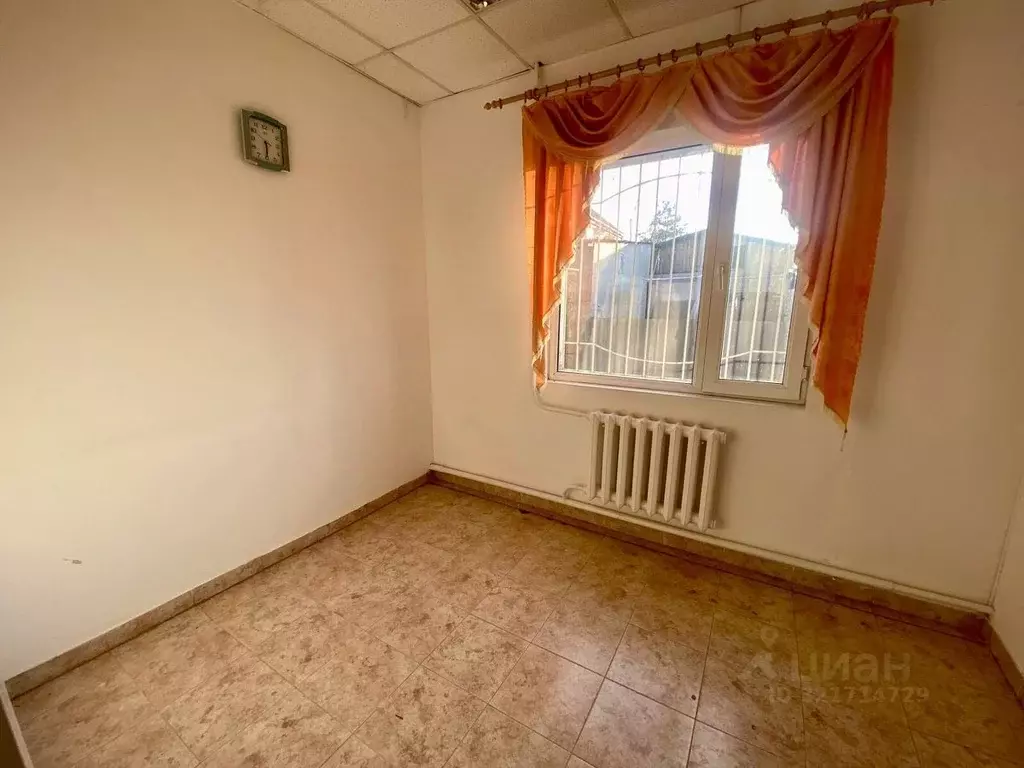 Дом в Краснодарский край, Красноармейский район, Полтавская ст-ца ул. ... - Фото 1