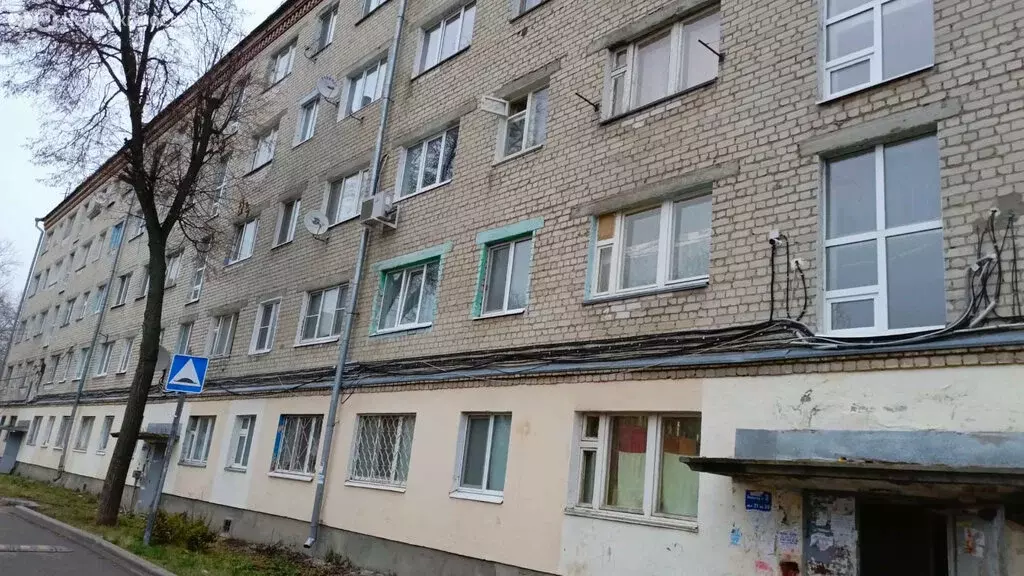 1к в 4-комнатной квартире (10 м) - Фото 1