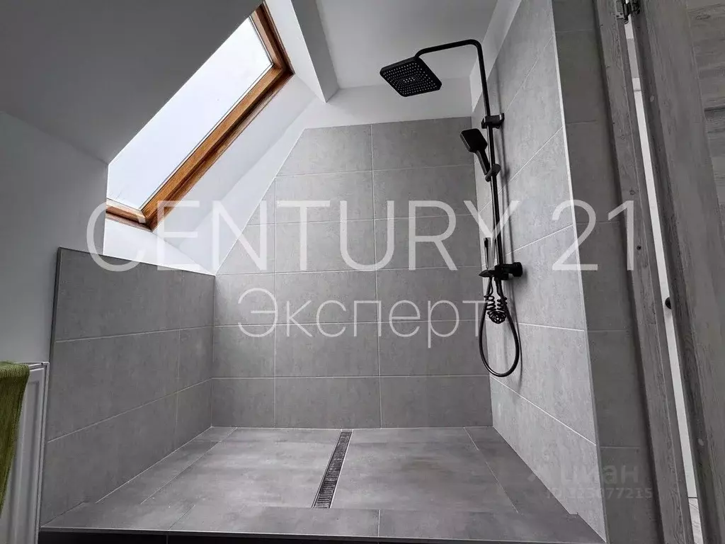 3-к кв. Калининградская область, Калининград ул. Виктора Талалихина, ... - Фото 2