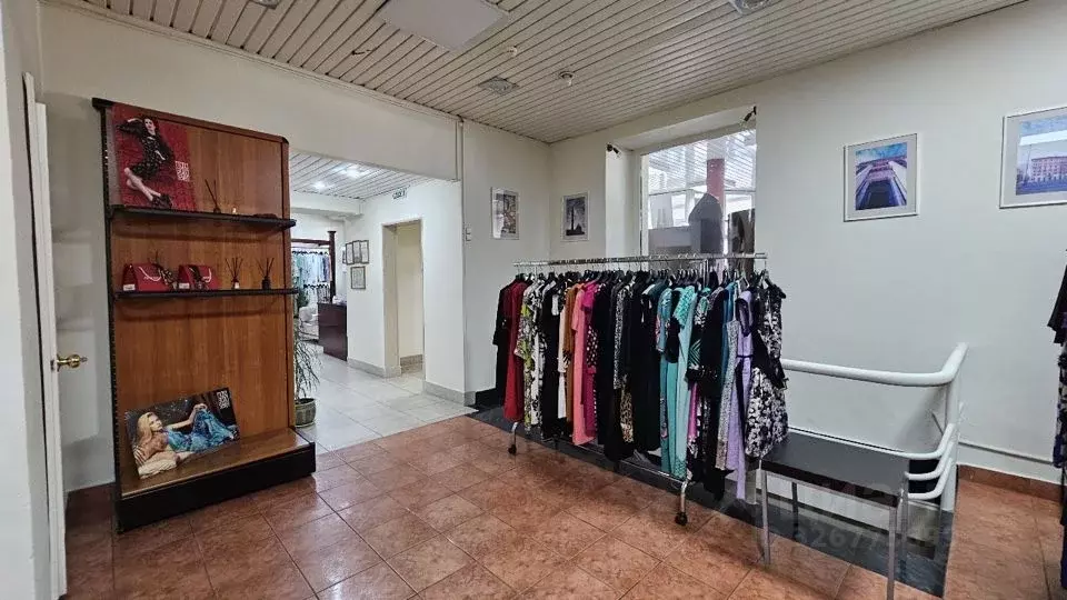 Помещение свободного назначения в Красноярский край, Красноярск ул. ... - Фото 1