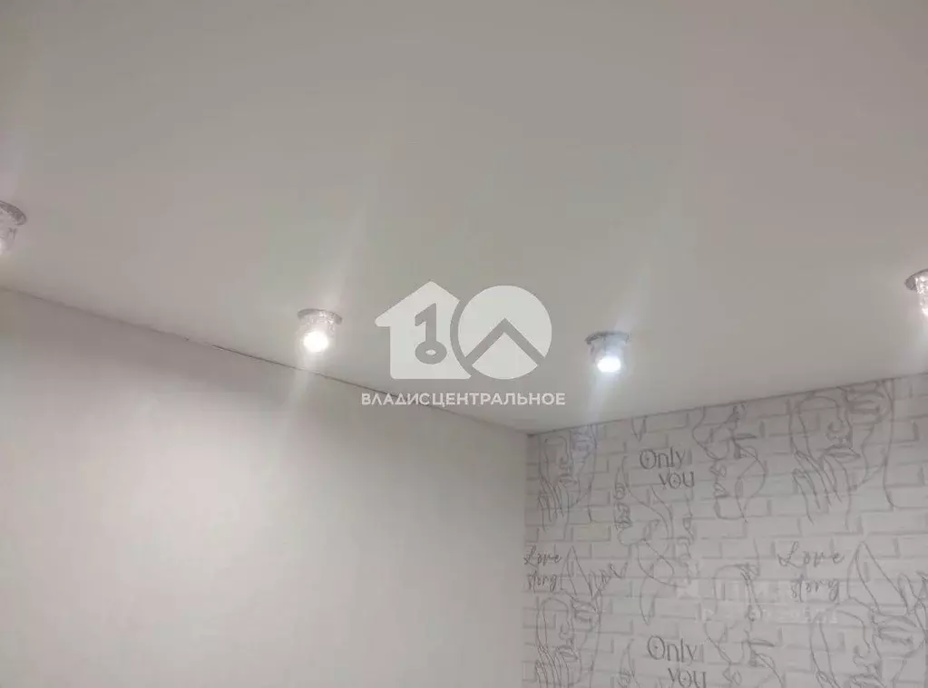 Квартира, 3 комнаты, 59.6 м - Фото 1