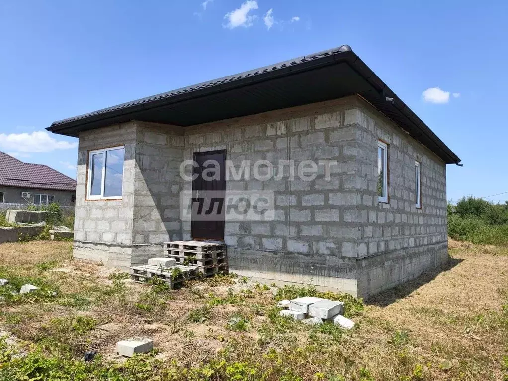 Дом в Краснодарский край, Абинск Славянская ул. (76 м) - Фото 2