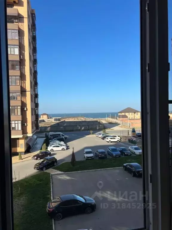 2-к кв. Дагестан, Каспийск ул. М. Халилова, 48Б (58.0 м) - Фото 0