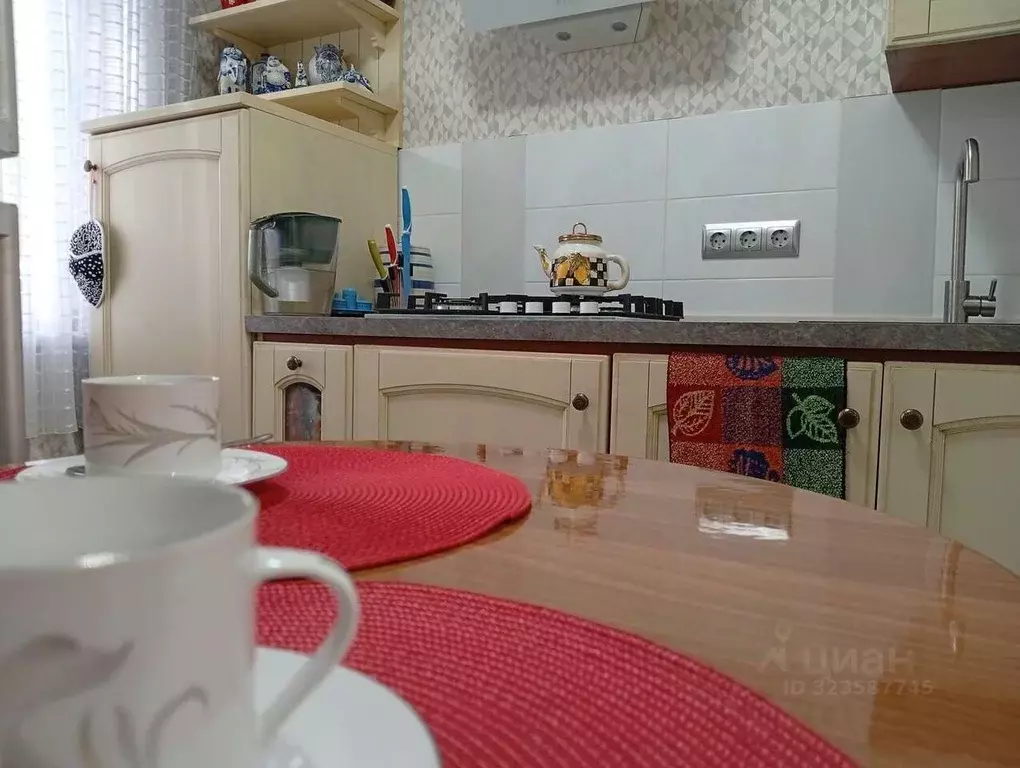 3-к кв. Саратовская область, Саратов ул. Имени А.П. Шехурдина, 34 ... - Фото 1