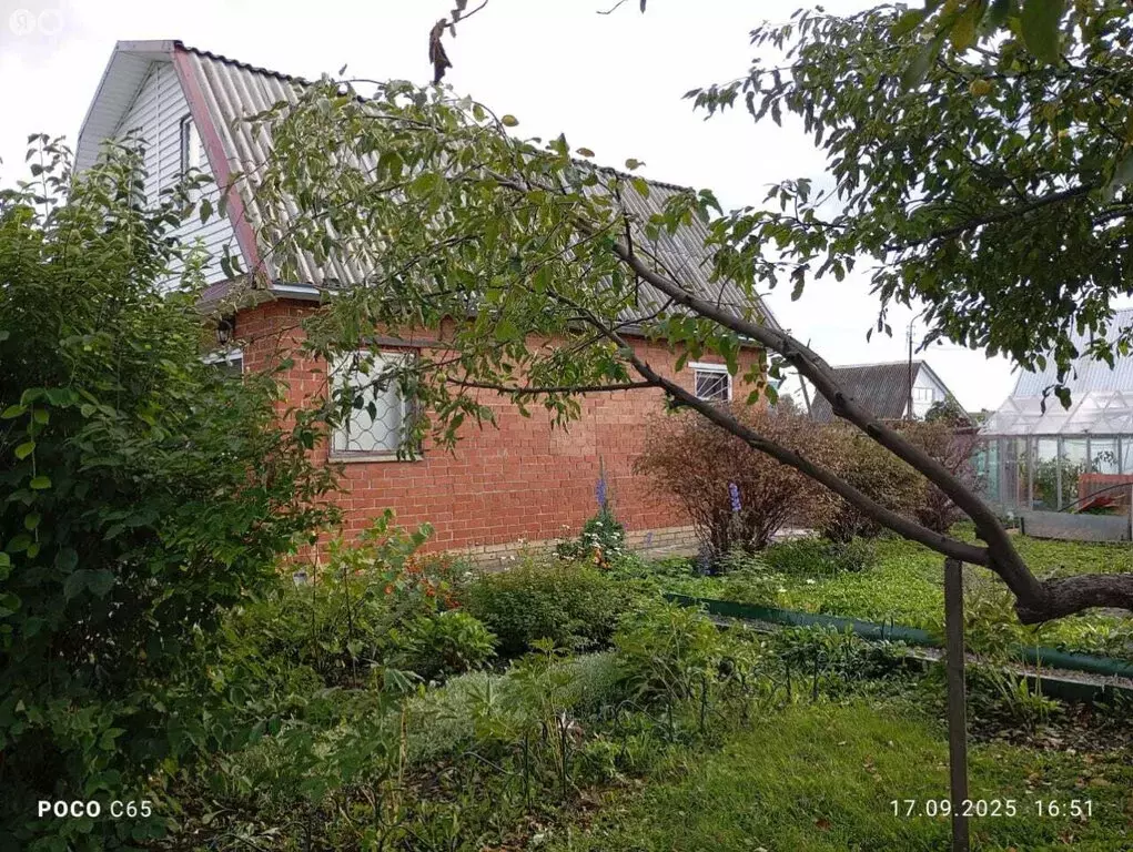 Дом в Свердловская область, Каменский муниципальный округ, деревня ... - Фото 0