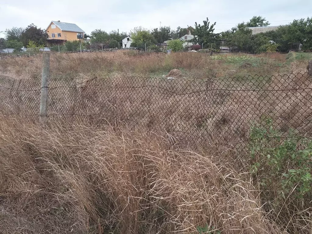 Участок в Крым, Ленинский район, с. Войково ул. Заречная (7.0 сот.) - Фото 2