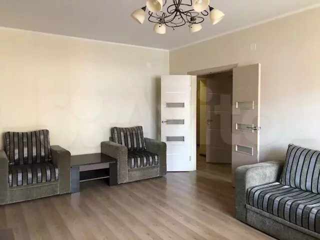 2-к. квартира, 70 м, 4/6 эт. - Фото 1