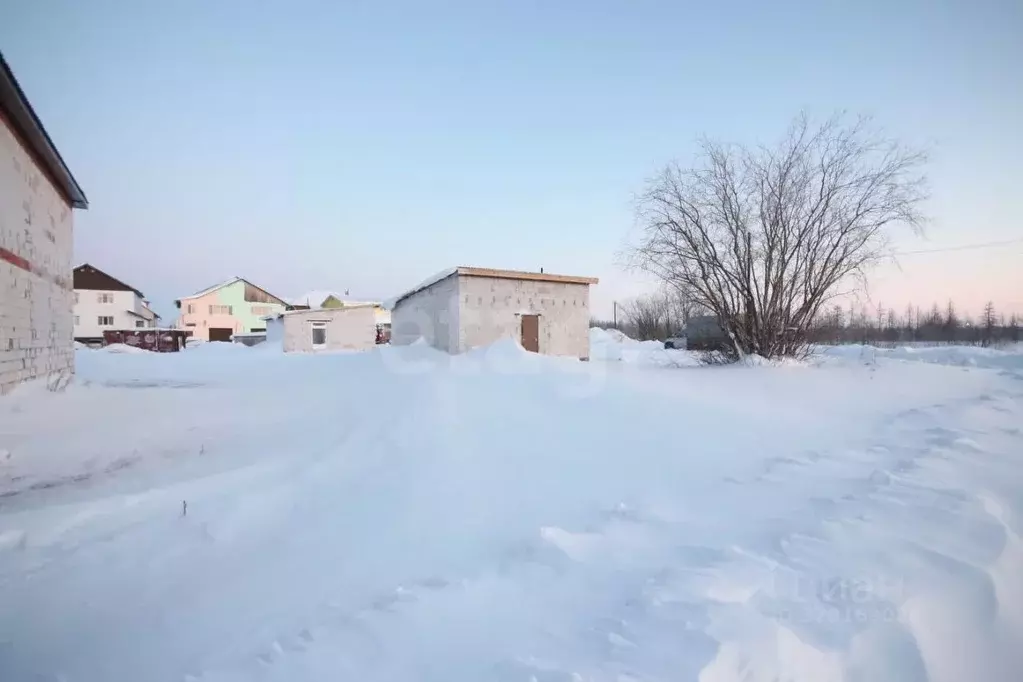 Участок в Ямало-Ненецкий АО, Новый Уренгой Заозерный мкр, ул. ... - Фото 1