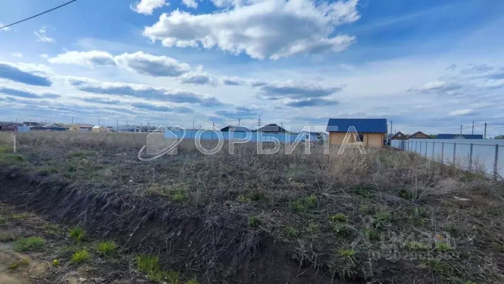 Участок в Тюменская область, Тюменский район, д. Малиновка  (9.0 сот.) - Фото 0