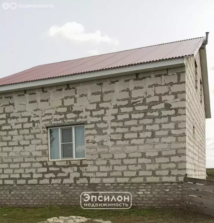 Дом в Курская область, Мантуровский сельсовет, село Мантурово (133.6 ... - Фото 1