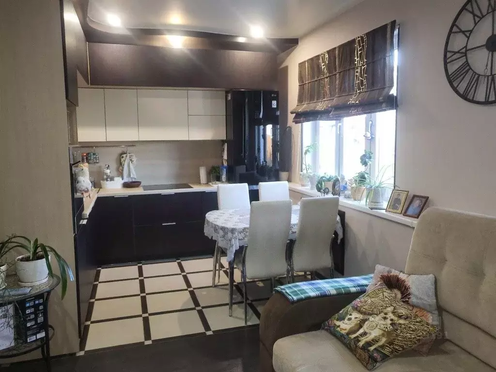 3-к кв. Коми, Сыктывкар ул. Мира, 45 (66.8 м) - Фото 0