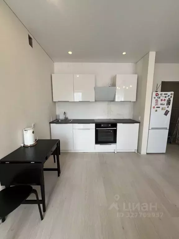 Студия Башкортостан, Уфа ул. Асхата Мирзагитова, 12 (27.4 м) - Фото 1